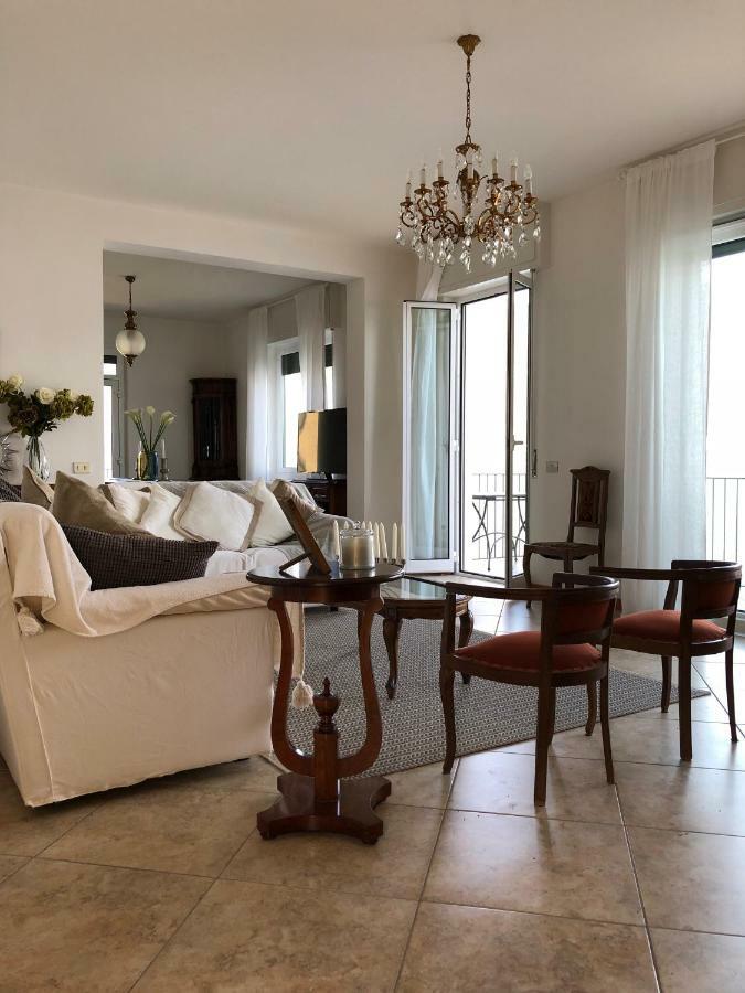 Como Lake View House Лезено Экстерьер фото